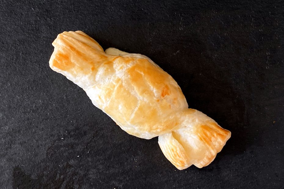 Blätterteiggebäck in Bonbon Form